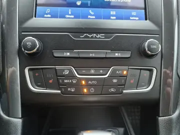 Ford Mondeo TREND 2.0 Hybrid 187 CP