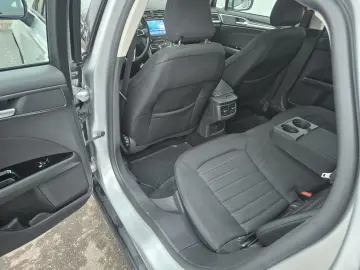 Ford Mondeo TREND 2.0 Hybrid 187 CP