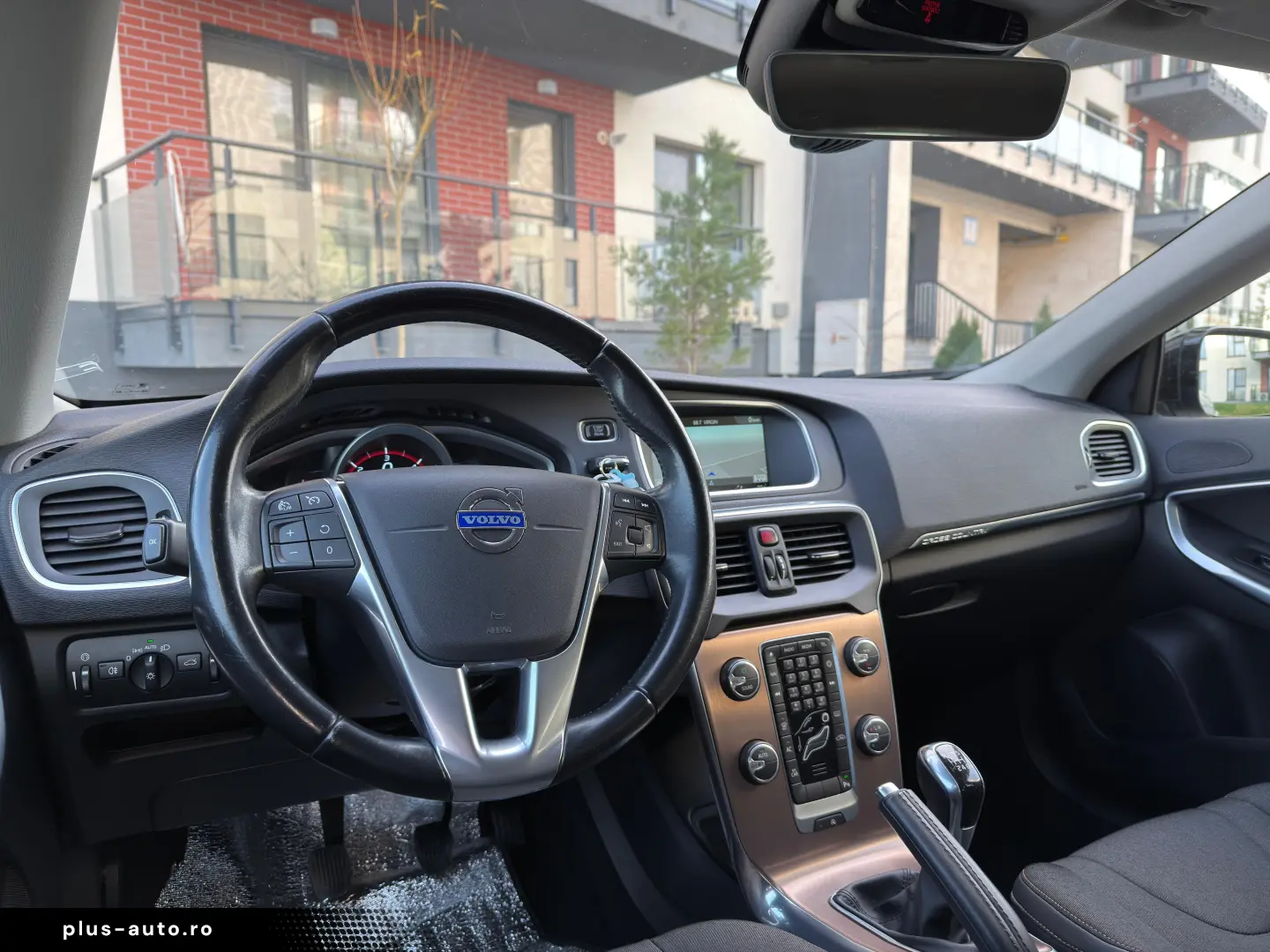 Volvo V40 1.6 D2 Cross Country