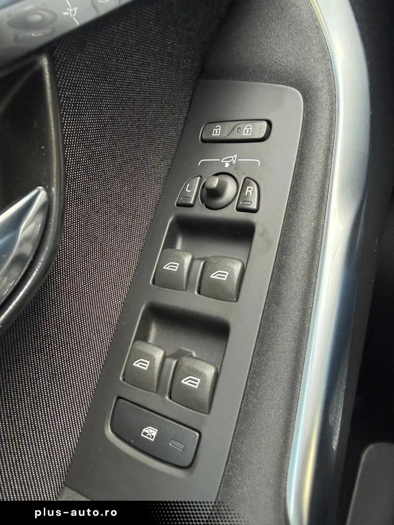 Volvo V40 1.6 D2 Cross Country