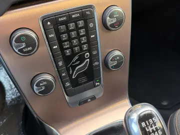 Volvo V40 1.6 D2 Cross Country