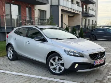 Volvo V40 1.6 D2 Cross Country