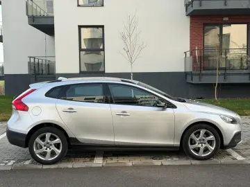 Volvo V40 1.6 D2 Cross Country