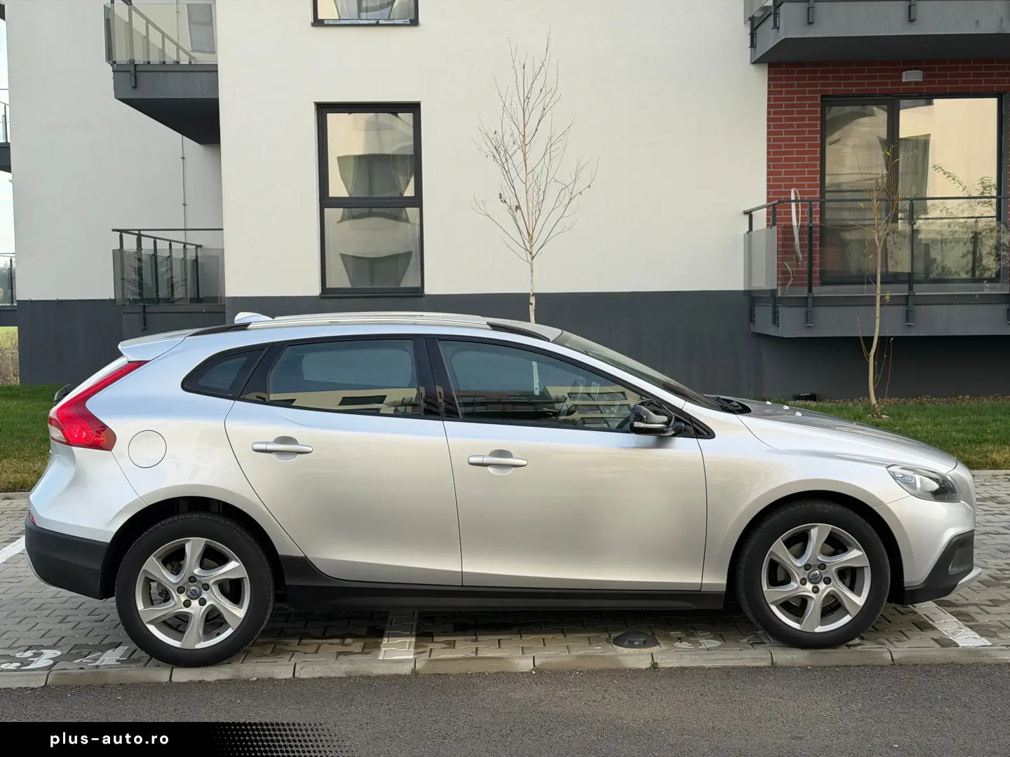 Volvo V40 1.6 D2 Cross Country