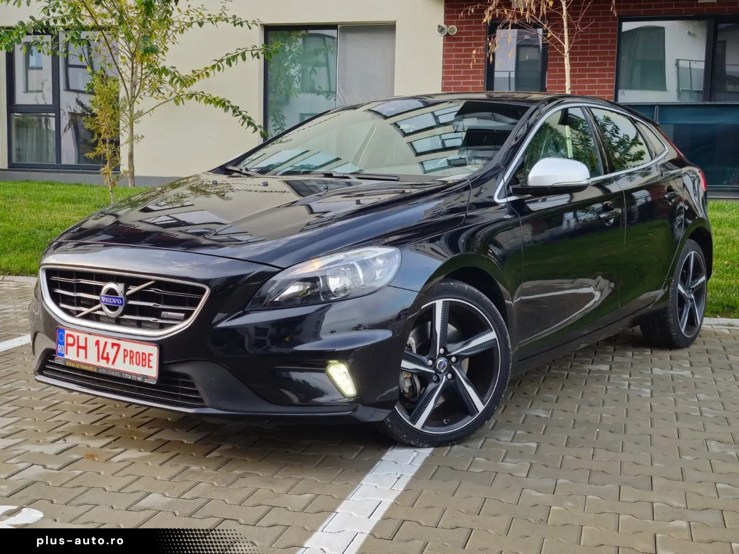 Volvo V40 2.0 R Design 2014