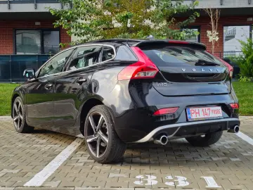 Volvo V40 2.0 R Design 2014
