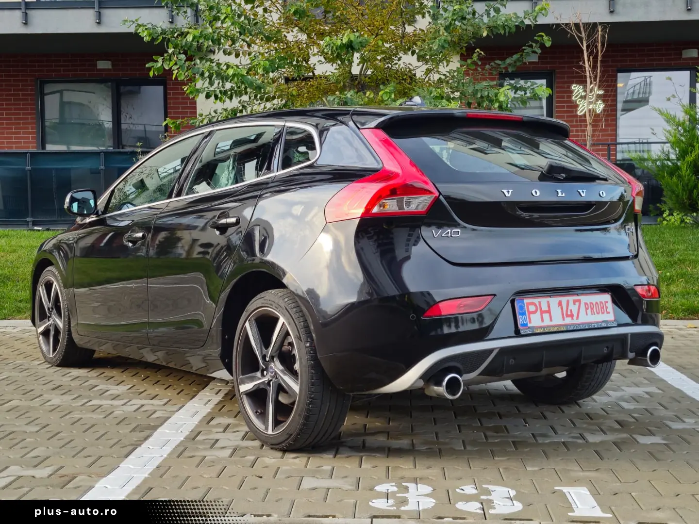 Volvo V40 2.0 R Design 2014