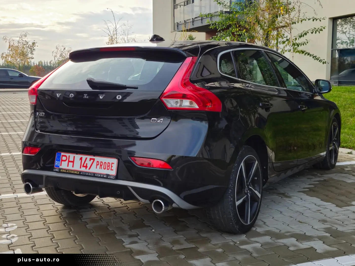 Volvo V40 2.0 R Design 2014