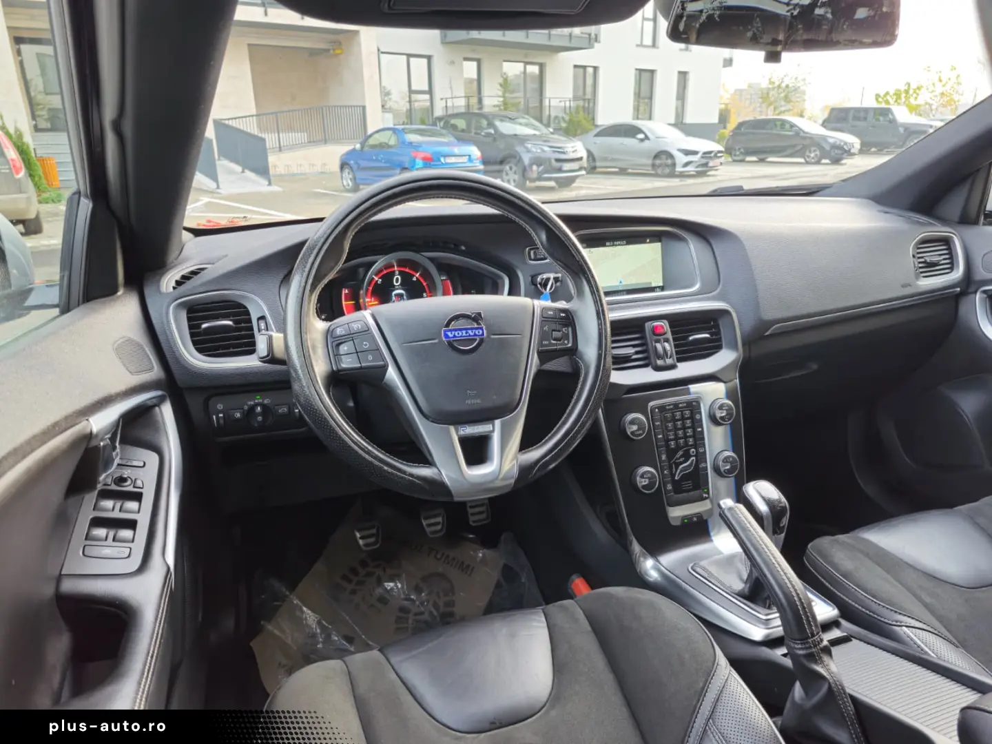 Volvo V40 2.0 R Design 2014