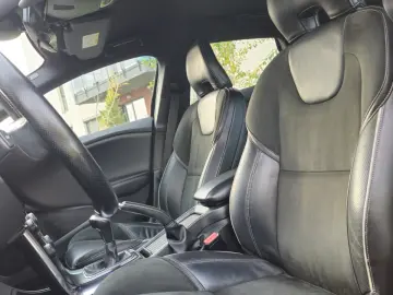 Volvo V40 2.0 R Design 2014