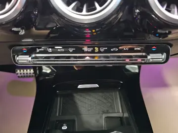 CLA 180 AMG Premium Parkassi Kamera Navi