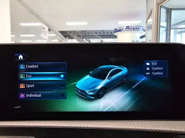 CLA 180 AMG Premium Parkassi Kamera Navi