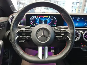 CLA 180 AMG Premium Parkassi Kamera Navi