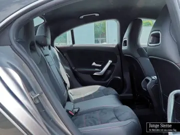 CLA 180 AMG ADVP AMBIENTE KAM 18'' LENKRADHZG KE