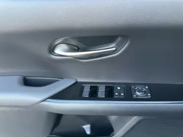 UX 250 h STYLE Edition 15J-GARANTIE