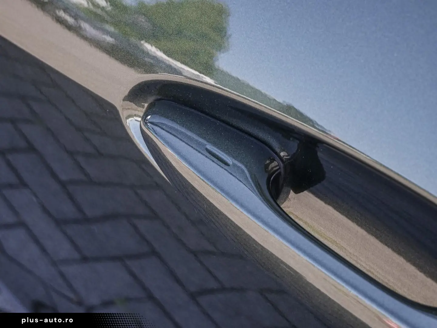 UX 250h Style Edition LENKRADHEIZUNG LED Carplay