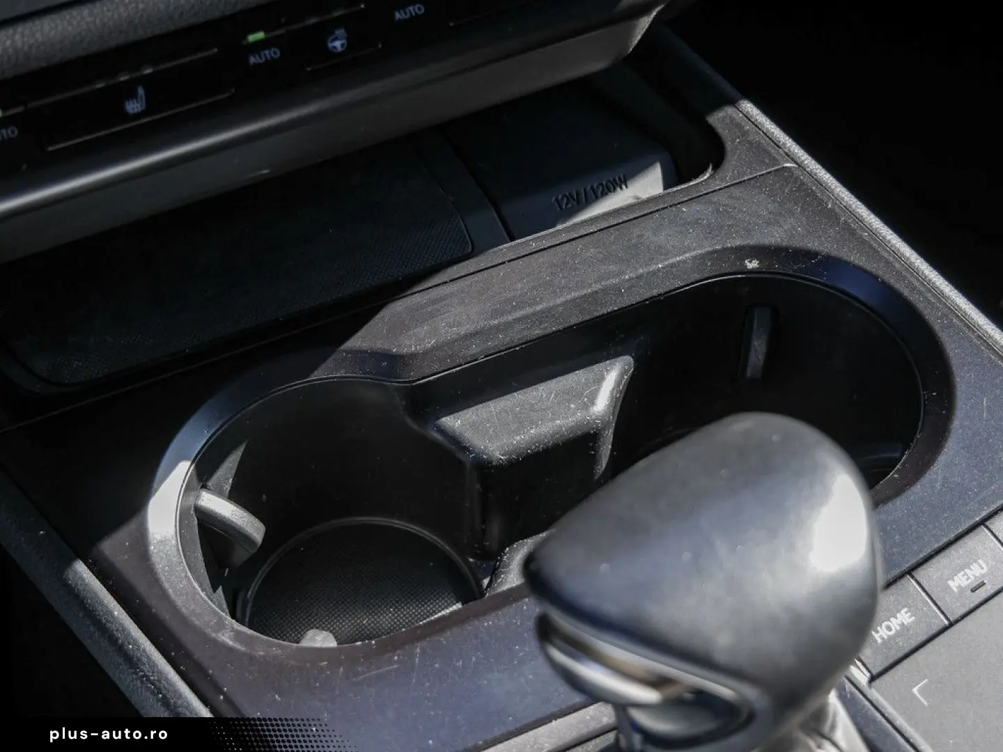 UX 250h Style Edition LENKRADHEIZUNG LED Carplay