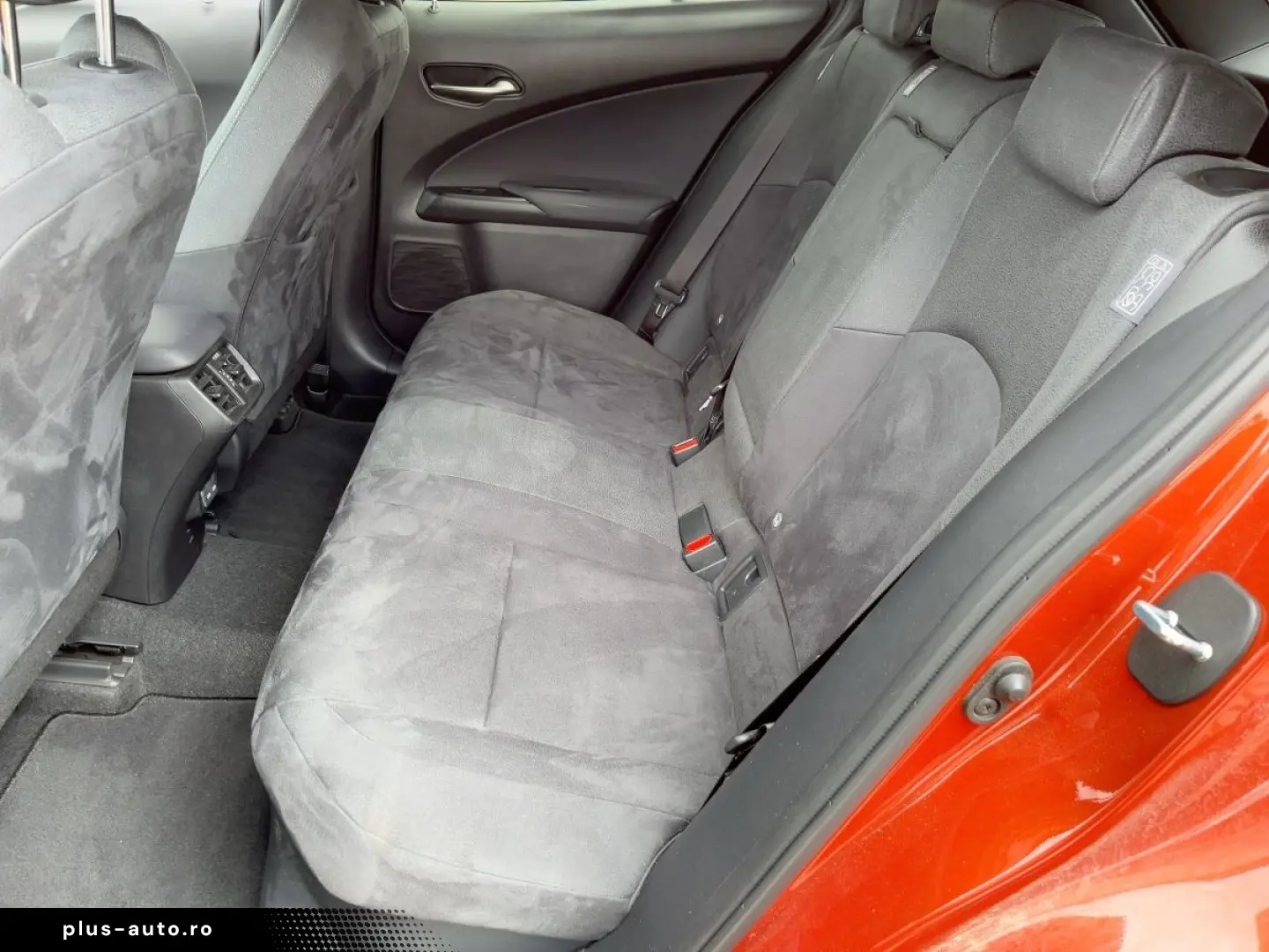 UX 250h Style Edition CloudNavi KAM DAB SHZ