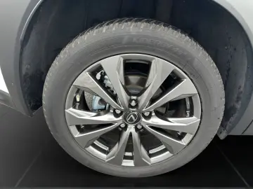 UX 250h F-SPORT-D. 1.HD ALLW.REIF   15J-GARANTIE