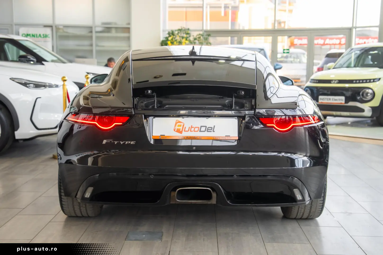 Jaguar F-Type 2.0L I4 ZF8HP