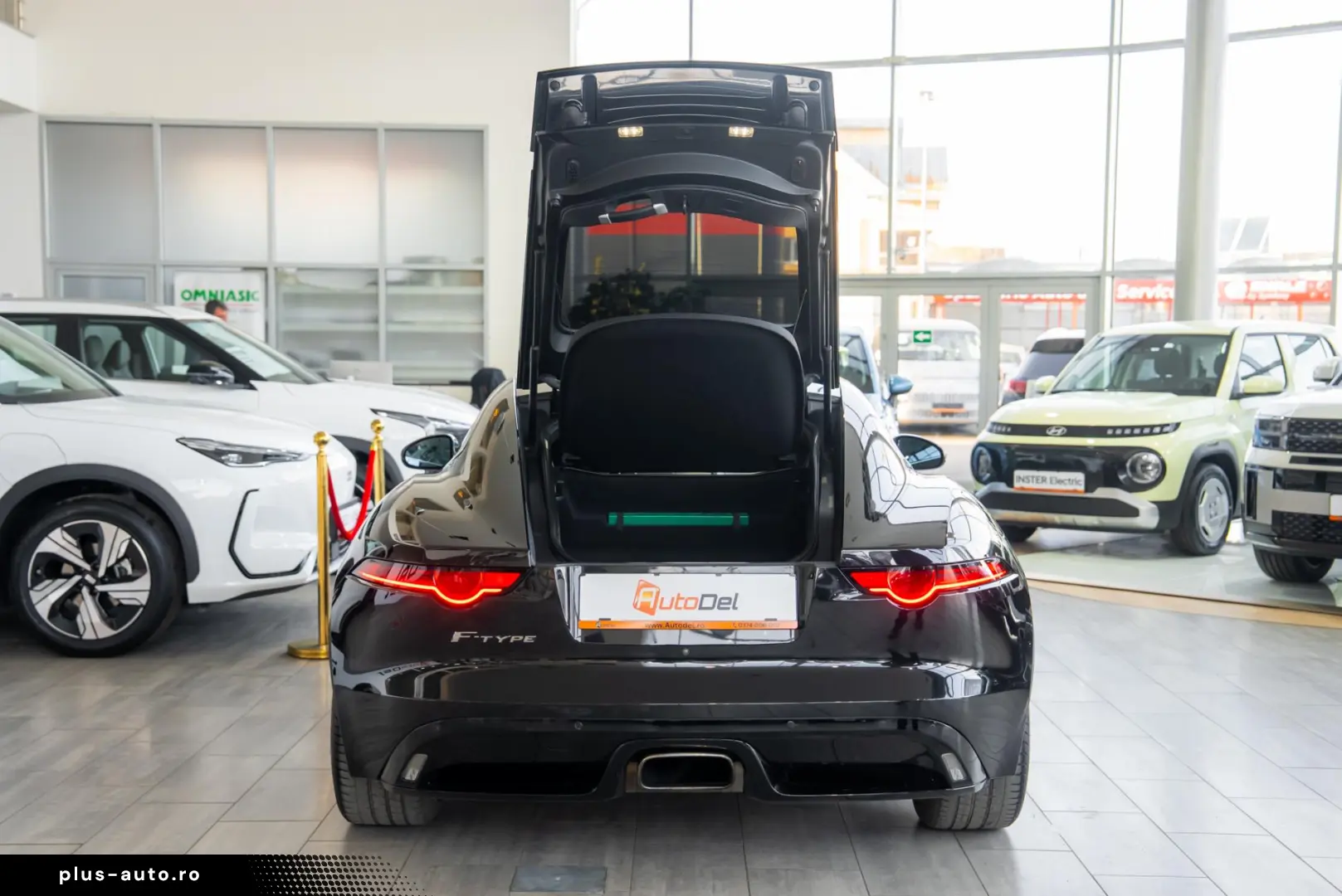 Jaguar F-Type 2.0L I4 ZF8HP