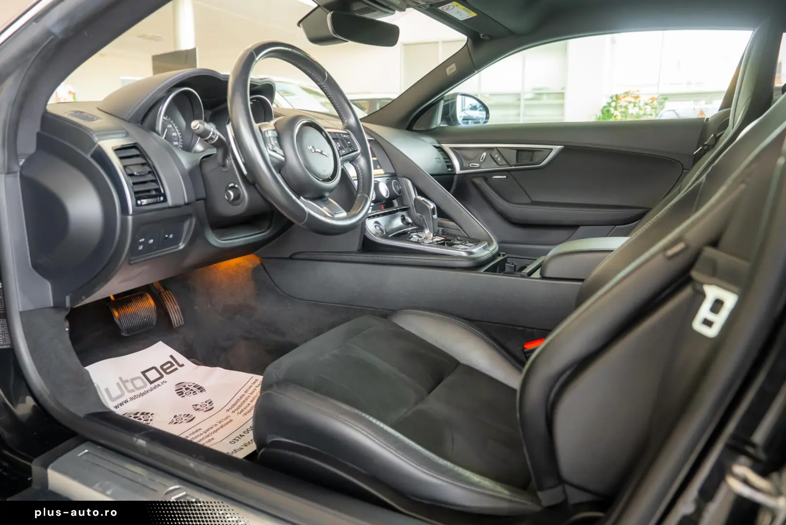 Jaguar F-Type 2.0L I4 ZF8HP