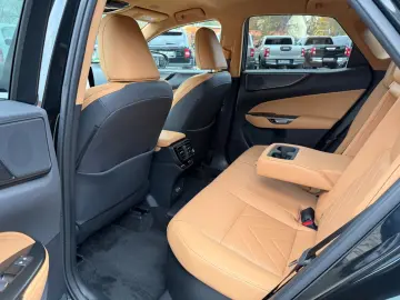 NX 450 h  E-Four.Luxury.ACC.Leder.360g.Kamera.