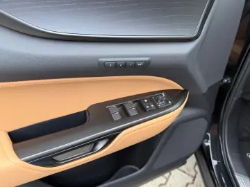 NX 450 h  E-Four.Luxury.ACC.Leder.360g.Kamera.