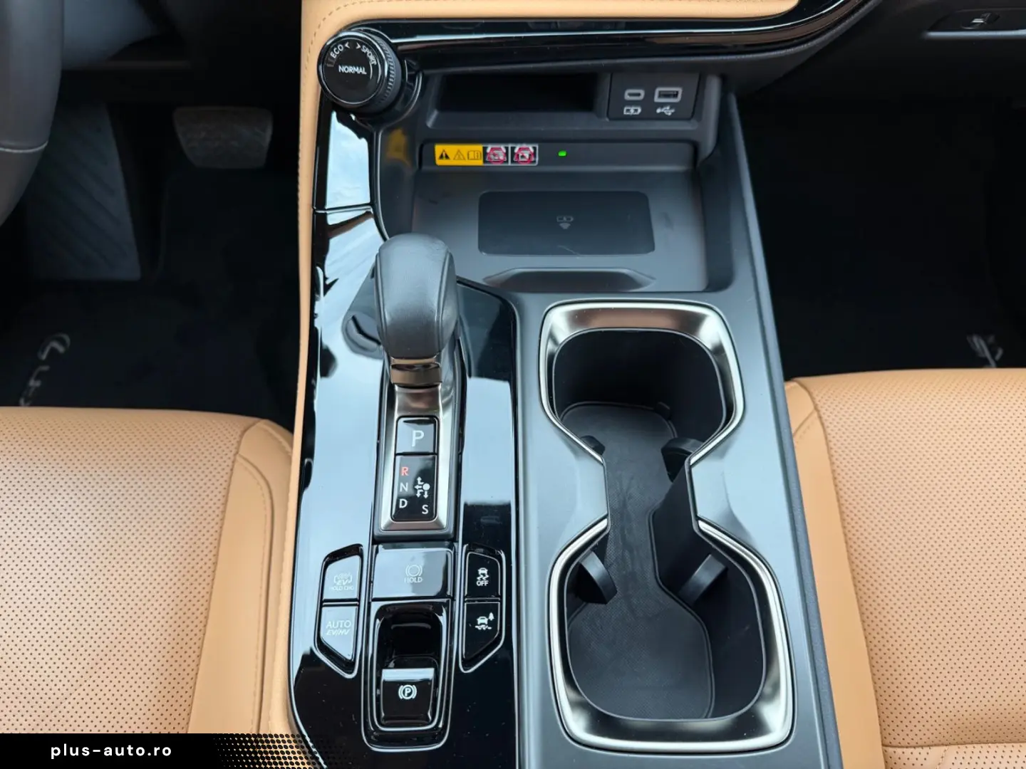 NX 450 h  E-Four.Luxury.ACC.Leder.360g.Kamera.