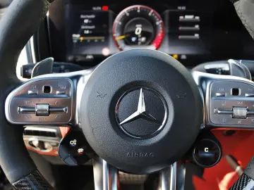 G63 AMG VOLL  CARBON LEDER-ROT TV-FOND STANDHZG