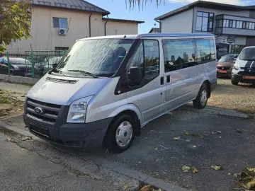 FORD TRANSIT 9 LOCURI 2011