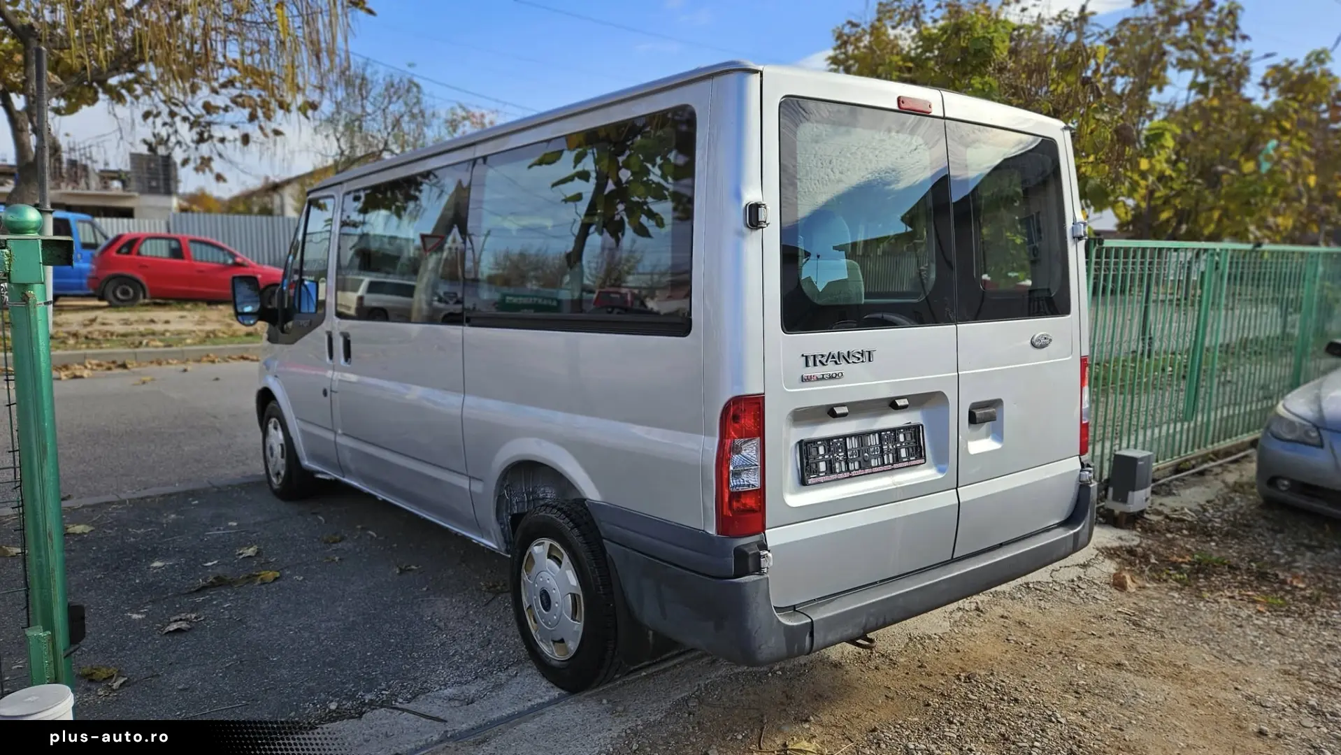 FORD TRANSIT 9 LOCURI 2011