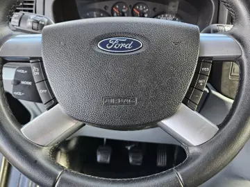 FORD TRANSIT 9 LOCURI 2011