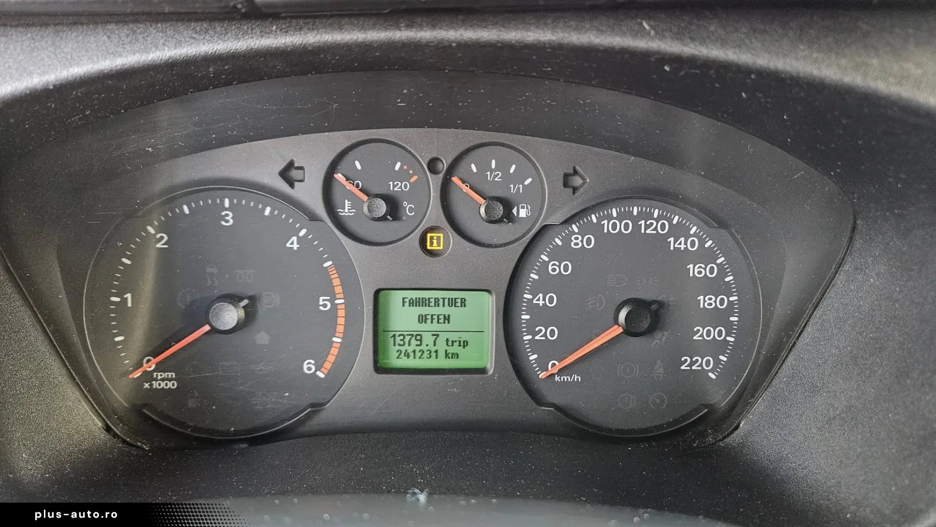 FORD TRANSIT 9 LOCURI 2011