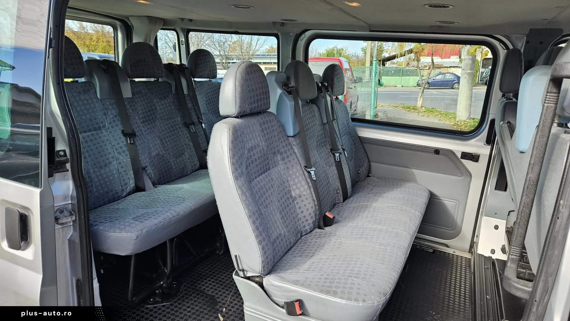 FORD TRANSIT 9 LOCURI 2011