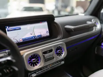 G 63 weiß-magno Fahrwerk NightI II Stdhzg 360