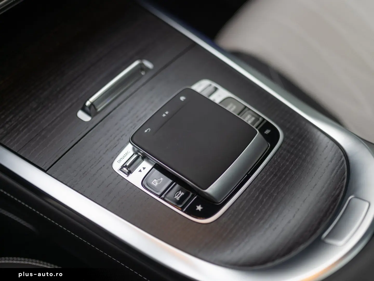 G 63 weiß-magno Fahrwerk NightI II Stdhzg 360