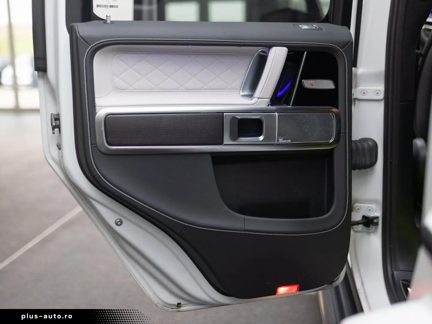 G 63 weiß-magno Fahrwerk NightI II Stdhzg 360