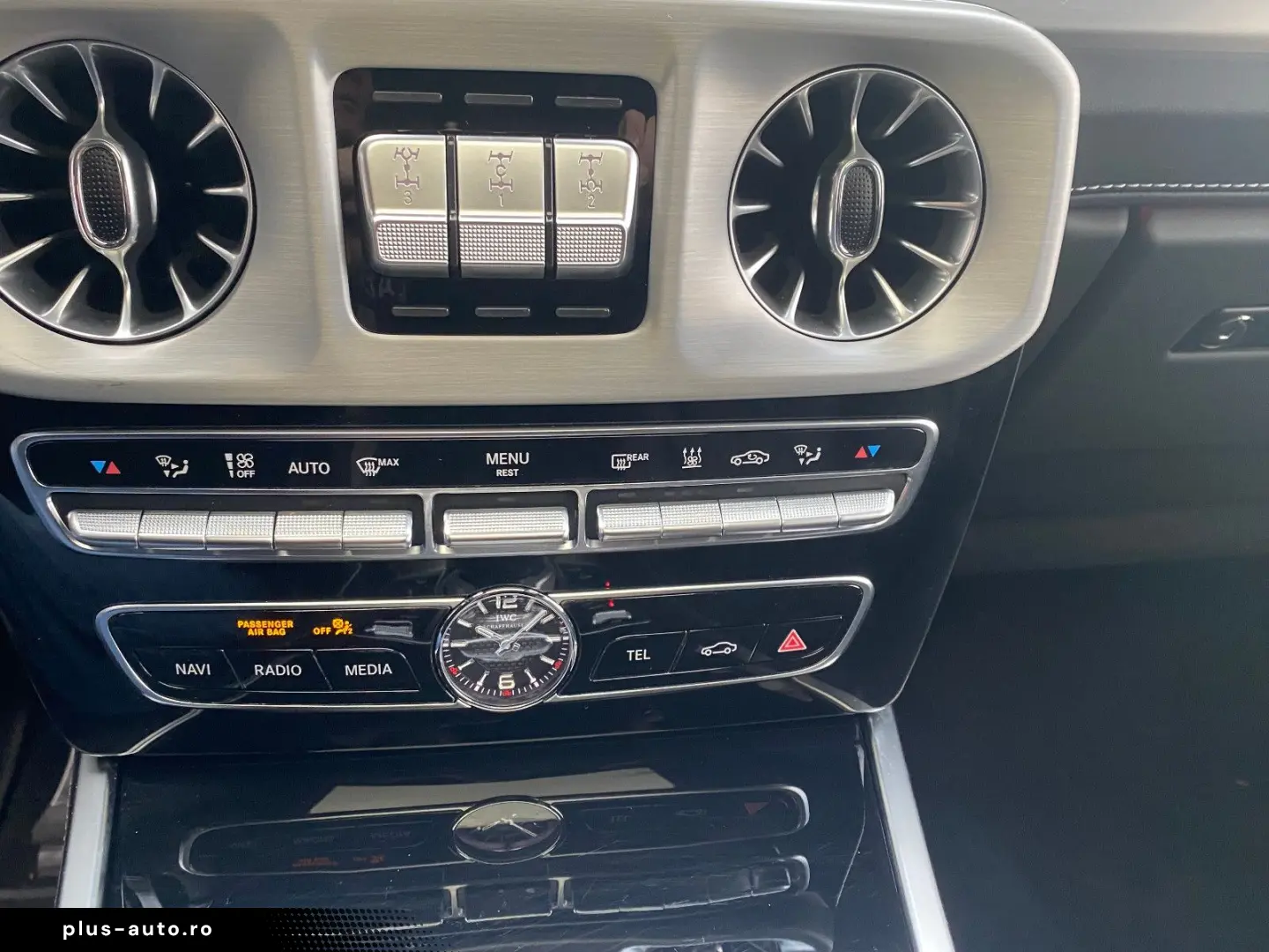 G 63 AMG MY 2024 Classic grey AMG Performance