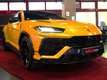 Urus P.CAPSULE AKRAPOVIC CARBON PANO HUD 360
