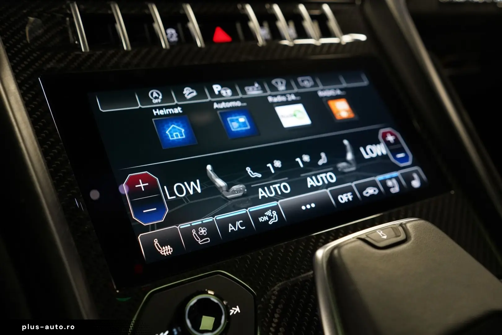 Urus P.CAPSULE AKRAPOVIC CARBON PANO HUD 360