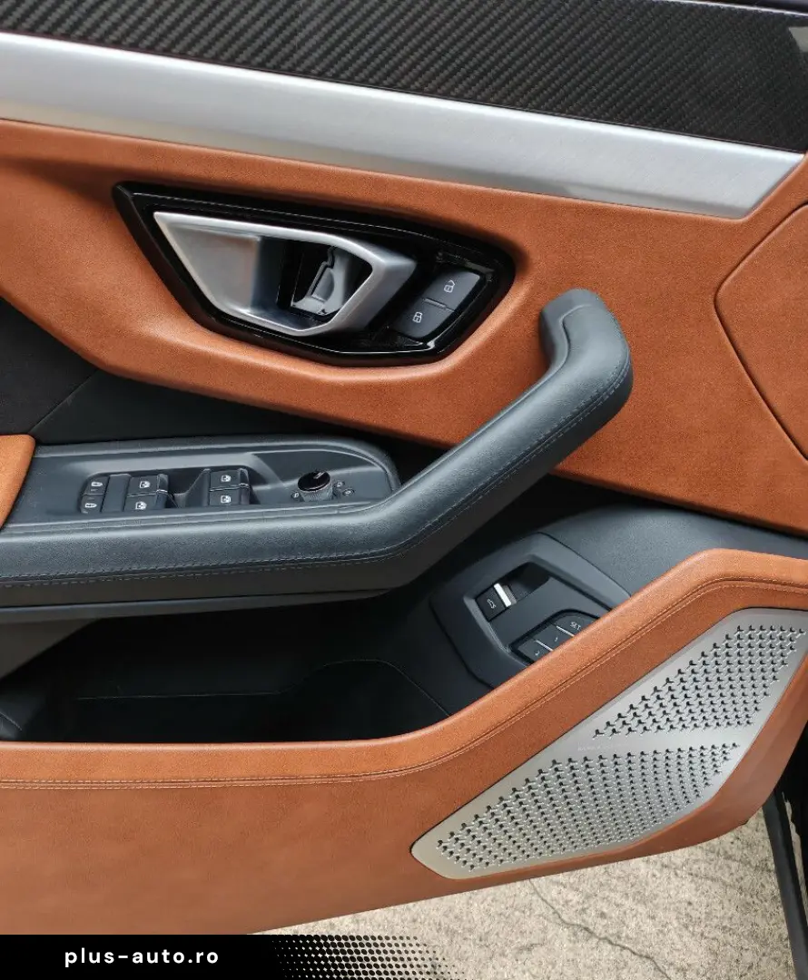 Urus 840PS.Pan.Sitzlüf Mass.B&OLenk.Hzg.Insp.neu