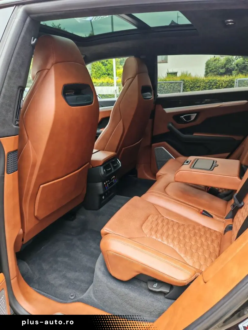 Urus 840PS.Pan.Sitzlüf Mass.B&OLenk.Hzg.Insp.neu