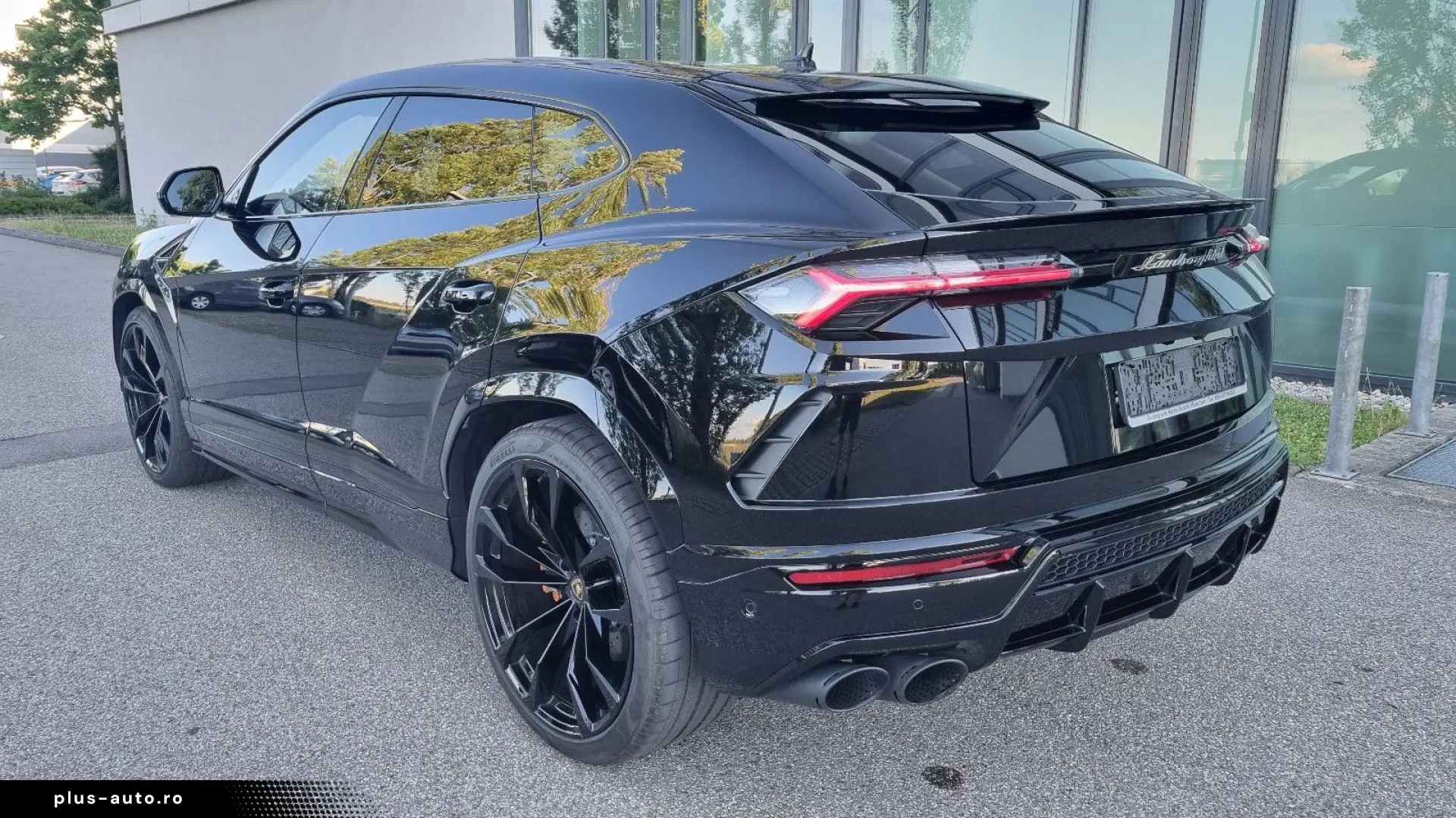 Urus 4.0 V8 23'' Pano HUD Anima 360