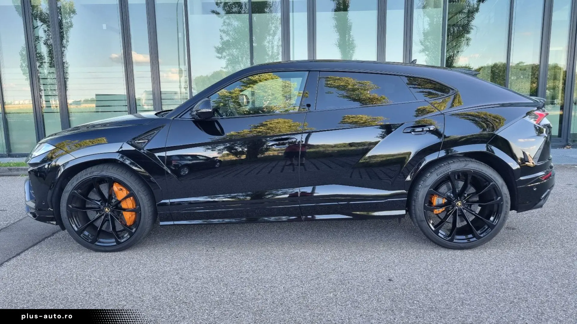 Urus 4.0 V8 23'' Pano HUD Anima 360