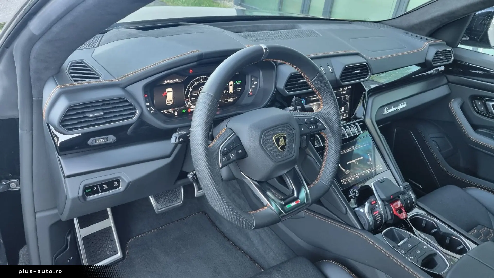 Urus 4.0 V8 23'' Pano HUD Anima 360