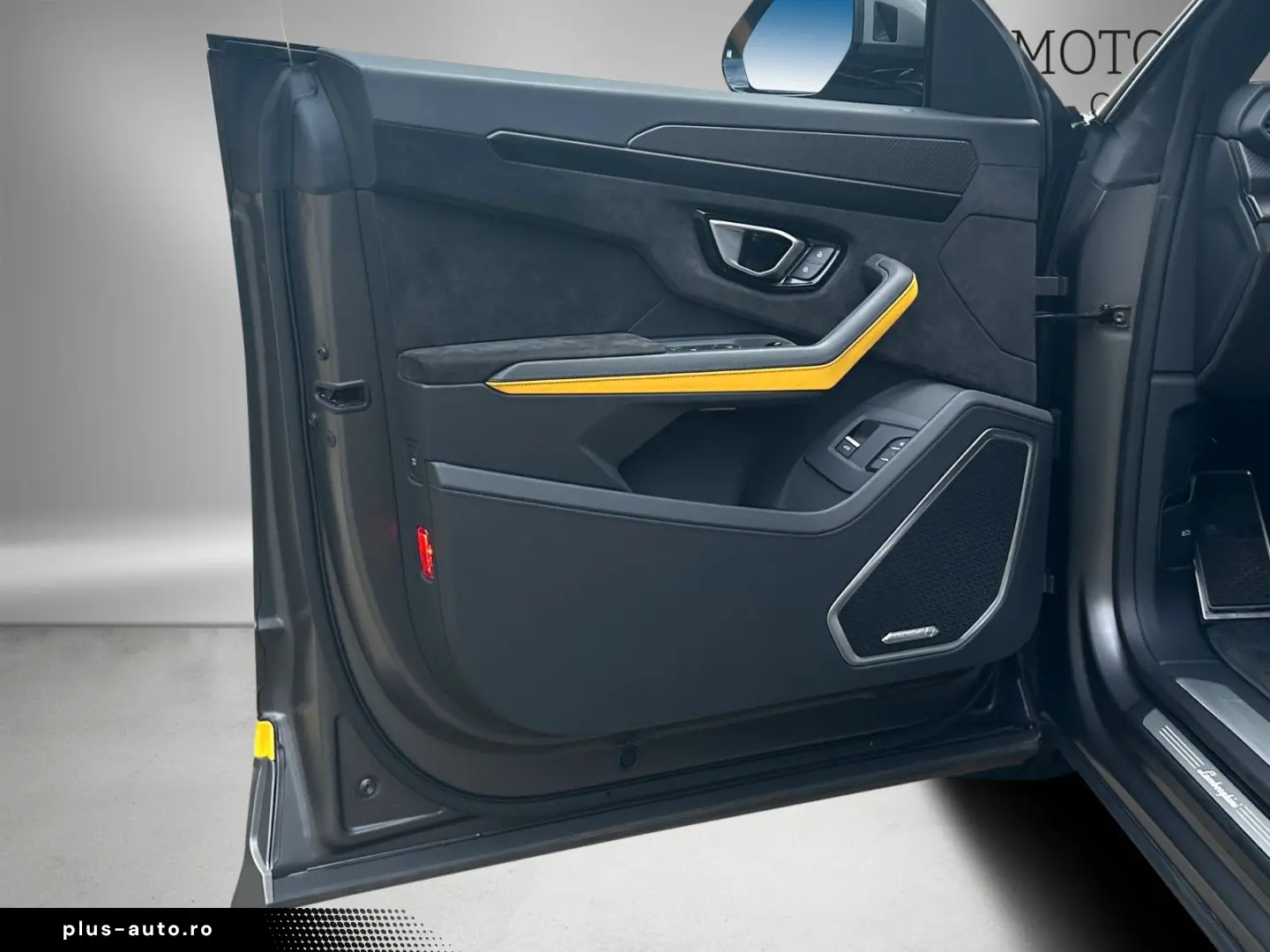 Urus Graphite Capsule 23  SERVICE & Warranty