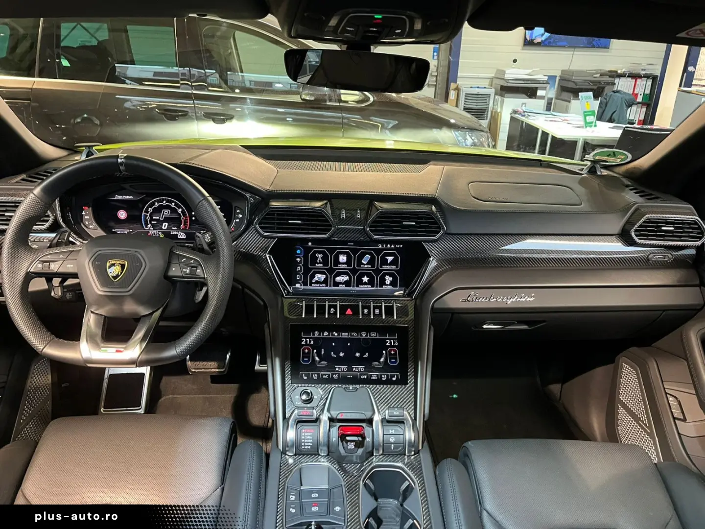 Urus 4.0 V8 Autom.S PANO CARBON MASSAGE S.CLOSE