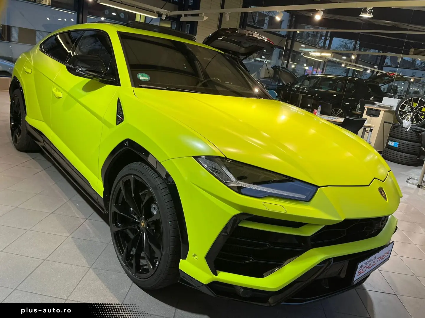 Urus 4.0 V8 Autom.S PANO CARBON MASSAGE S.CLOSE
