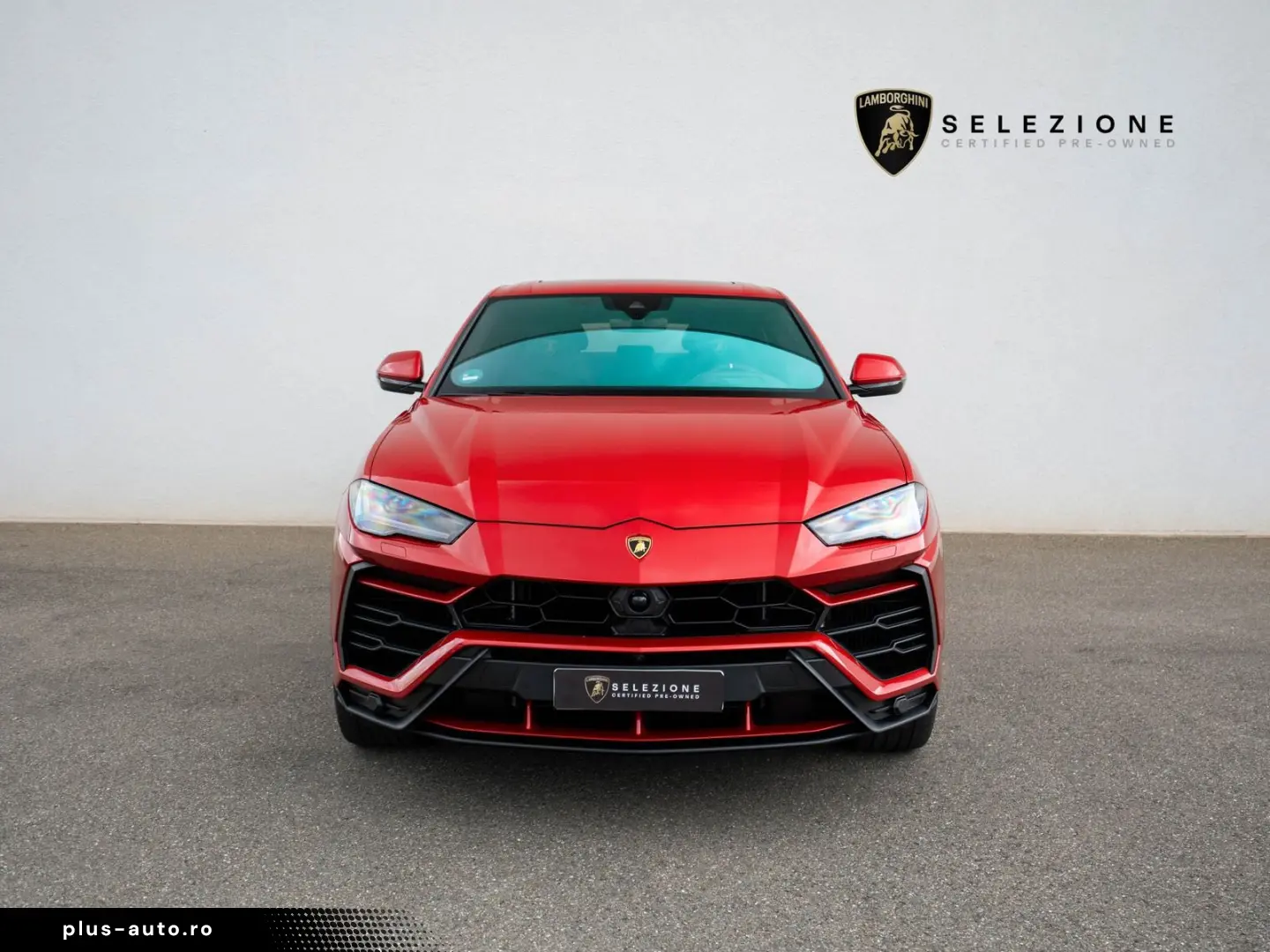 Urus 23  B&O PANO MASSAGE PARK ASSIST CARBON AMB